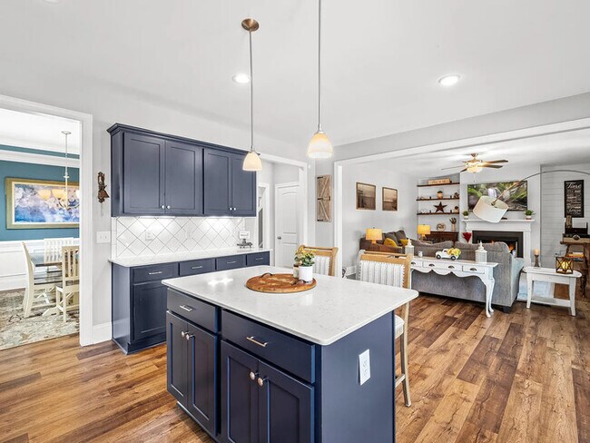 Building Photo - Lease OR Lease to Own