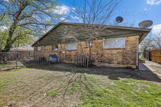 Building Photo - 2605 14th St