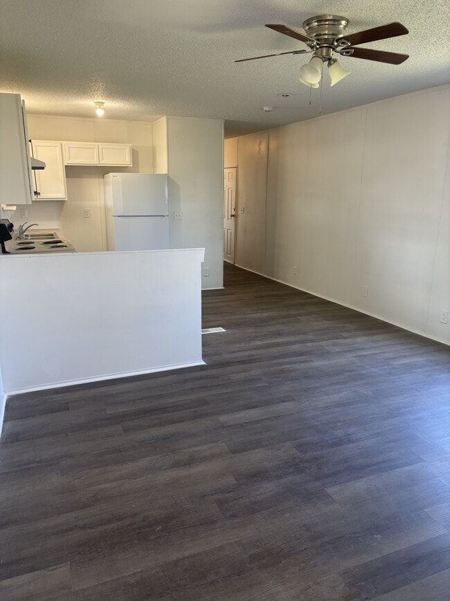 Building Photo - 1010 Cannery Rd