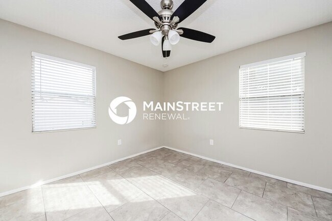 Building Photo - 3 Bedroom Pet-Friendly Home in Winter Haven, FL with Main Street Renewal