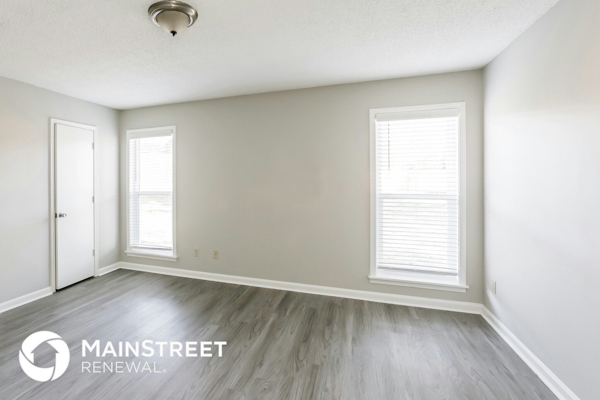 Building Photo - 4454 Westbury Dr
