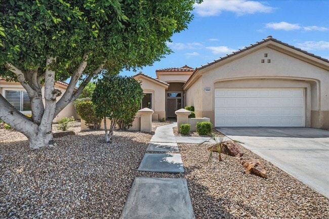 Building Photo - 78969 Lavender Cir
