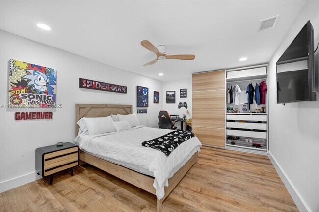 Building Photo - 25796 SW 123rd Ave