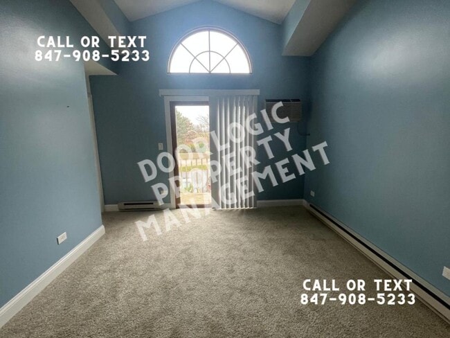 Building Photo - 1371 Cunat Ct