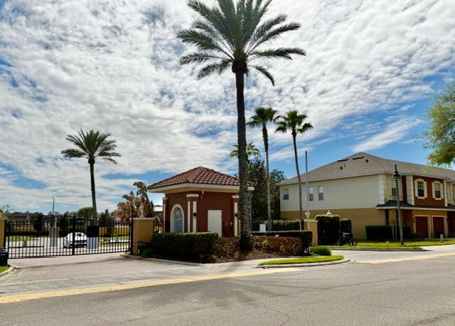 Building Photo - 709 Fortanini Cir