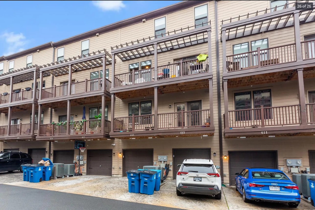 Building Photo - 613 Herndon Pky