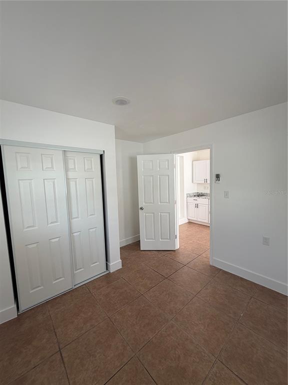 Building Photo - 1702 W Dempsey Ave