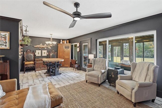 Building Photo - Three Bedroom, Two Bath Waterfront Condo