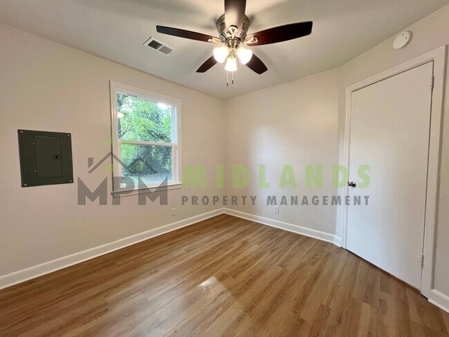 Building Photo - 3304 Margrave Rd