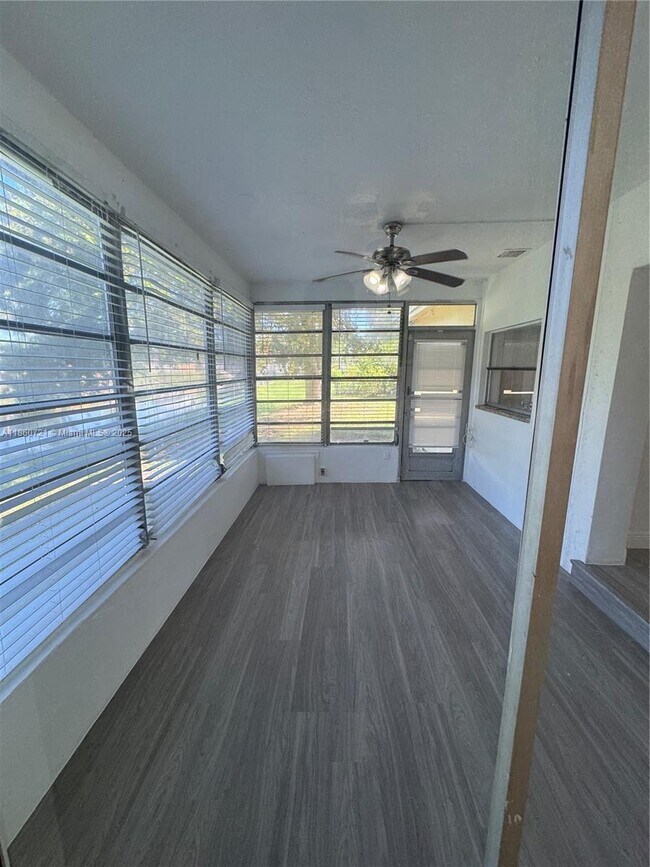 Building Photo - 2985 NW 69th Ave