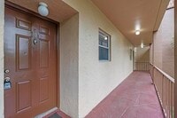 Building Photo - 120 Sparrow Dr