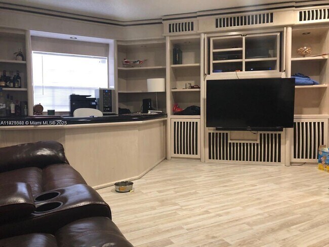 Building Photo - 9810 NW 47th Terrace