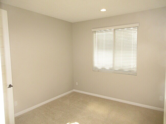 Building Photo - 8715 Sugarite Trail NE