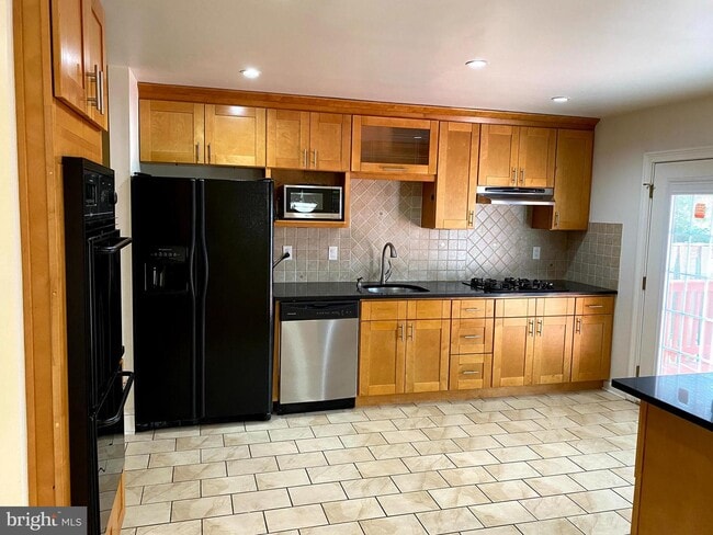 Building Photo - 2811 Atlanta Dr