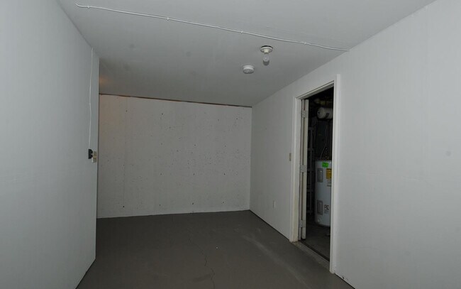 Building Photo - 1503 Dixie Hwy