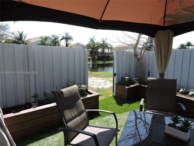 Building Photo - 15220 SW 49th St