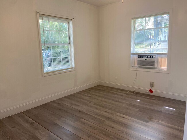 Building Photo - Single Family Home in Branson