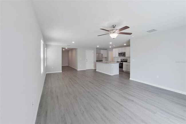 Building Photo - 8641 SW 43rd Ter