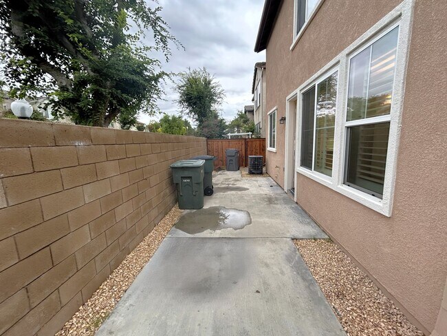 Building Photo - 7030 Angora St