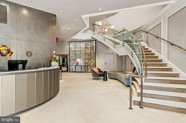 Building Photo - 7171 Woodmont Ave