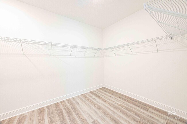 Building Photo - 12753 Shoshoney Cir