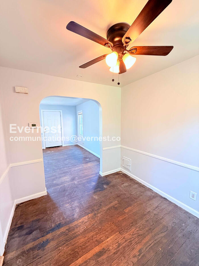 Building Photo - 16834 Fairfield St