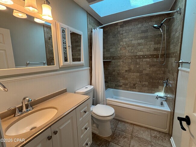 Building Photo - 7312 Rodgers Dr