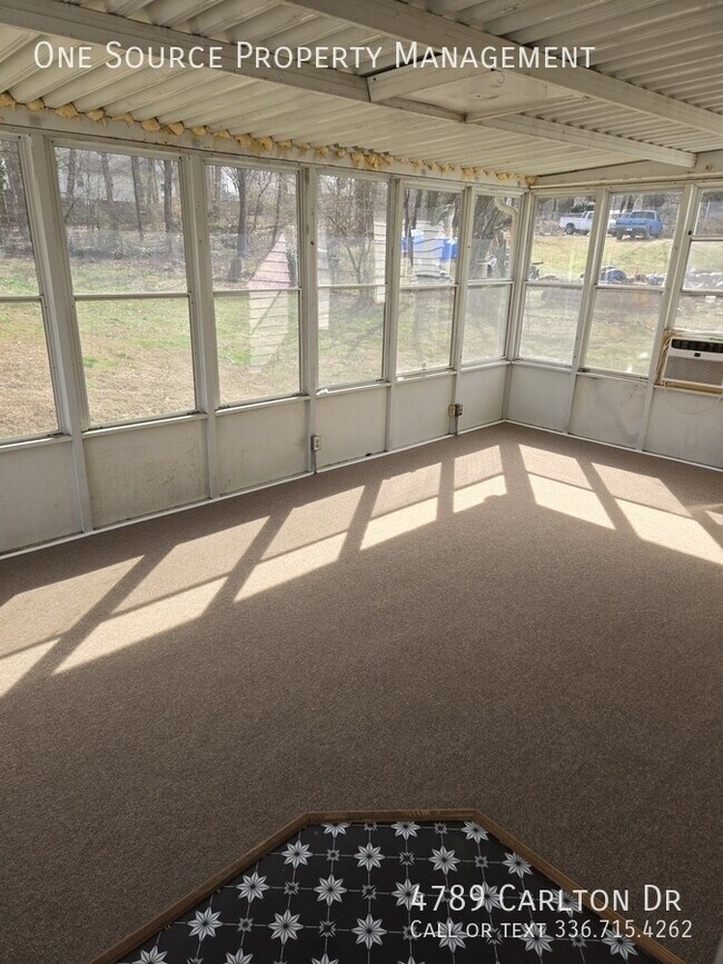 Building Photo - 4789 Carlton Dr