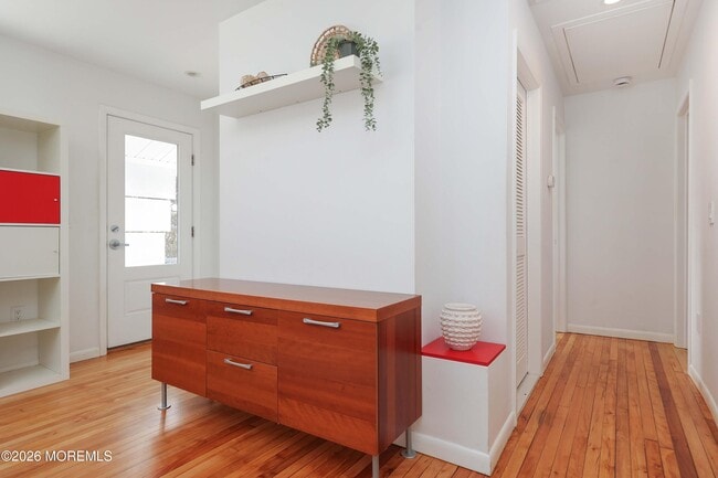 Building Photo - 29 Degraw Ave