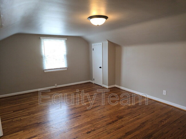 Building Photo - 4436 Redmont Ave