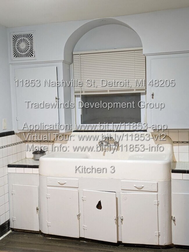 Building Photo - 11853 Nashville St
