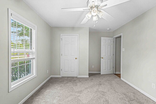 Building Photo - 118 Magnolia Ln