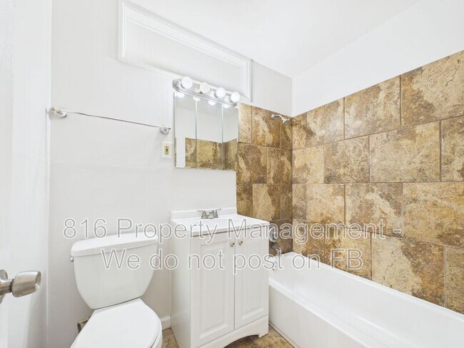 Building Photo - 7800 E 91 St