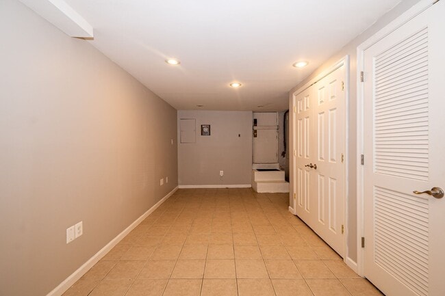 Building Photo - 2639 Boone St