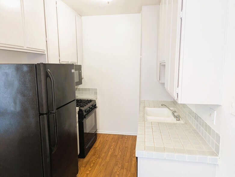 Building Photo - 3648 Motor Ave