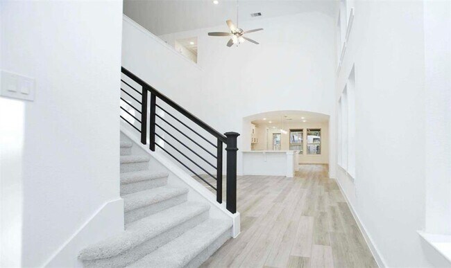 Building Photo - 8205 Prairie Rye Dr