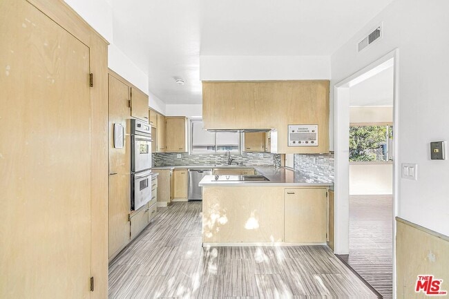 Building Photo - 3543 Scadlock Ln