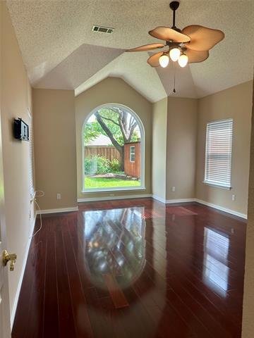 Building Photo - 2320 Compton Dr