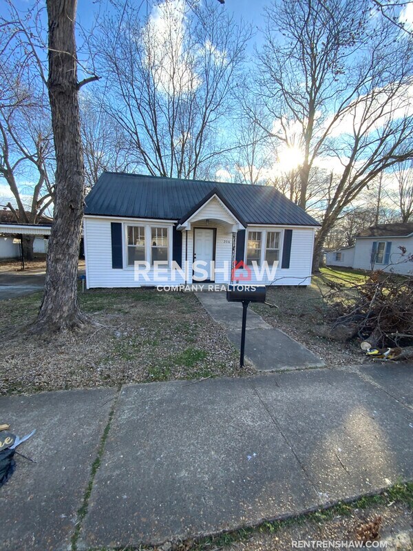 Building Photo - 206 S Trenton St