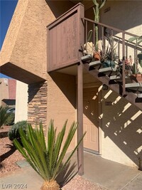 Building Photo - 5340 Indian River Dr