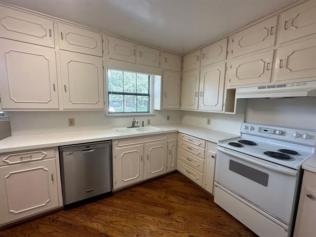 Building Photo - 6383 Greenway Rd