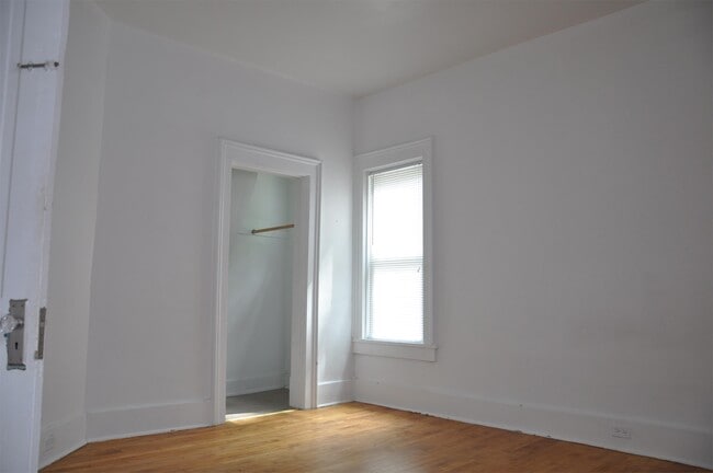 Building Photo - 109 Sanborn Ave