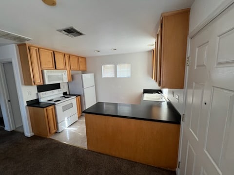 Building Photo - 9660 Glacier Creek Way