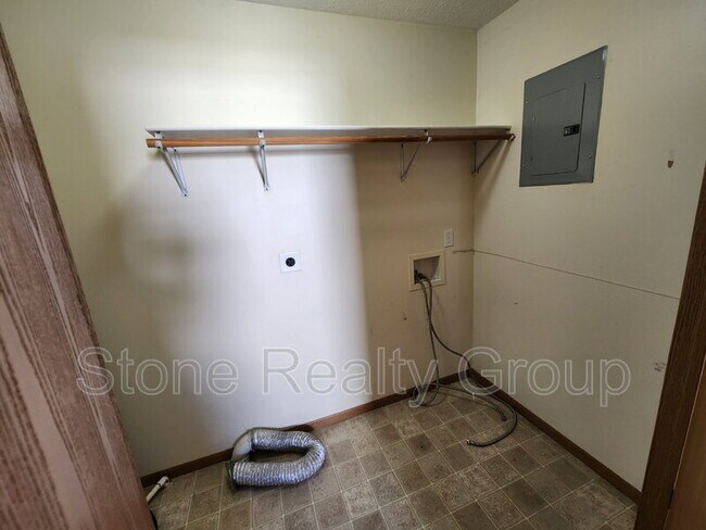 Building Photo - 659 N 25th St