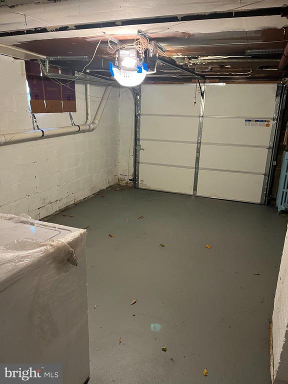 Building Photo - 512 Broadway