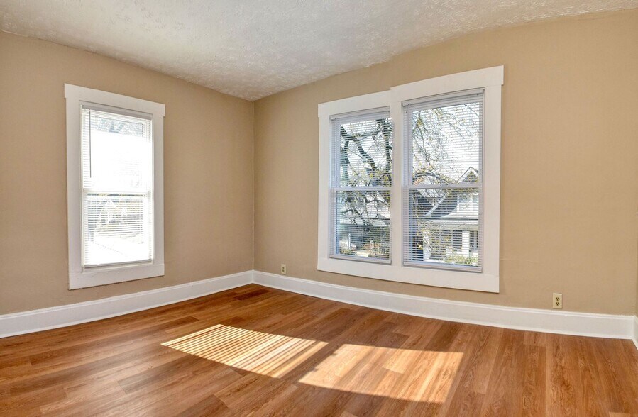 Building Photo - Bates-Hendricks/Newly Remodeled 3 Bedroom Half Double