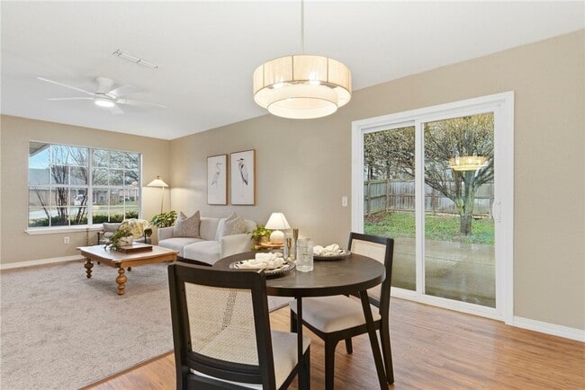 Building Photo - 932 S Curtis Ave