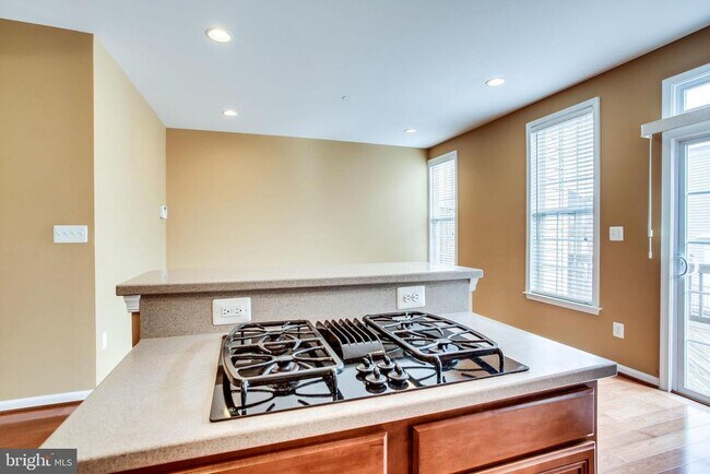 Building Photo - 22050 Dilworth Square