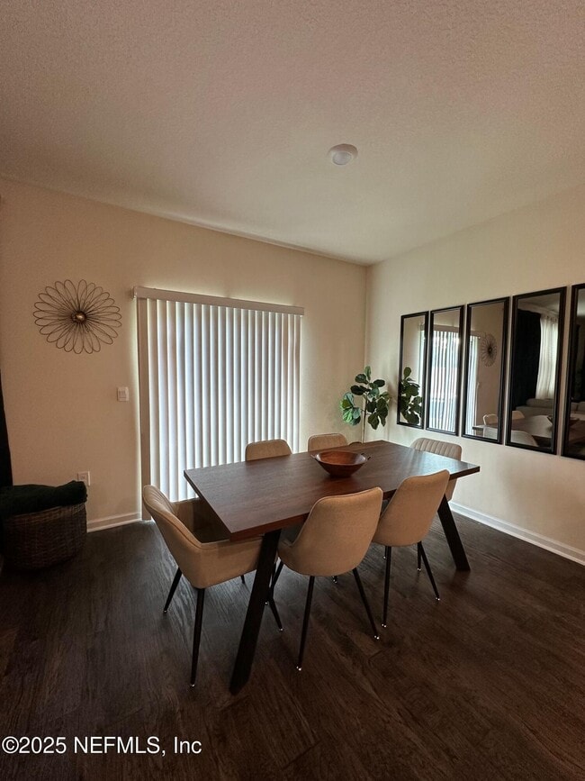 Building Photo - 2062 Garrison Wy