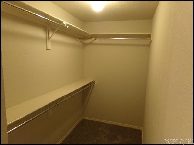 Building Photo - 6097 Saddle Hill Dr
